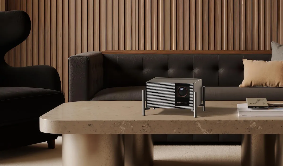 XGIMI TITAN Noir Max au CES 2026 : un projecteur à IRIS dynamique qui vise le très haut de gamme