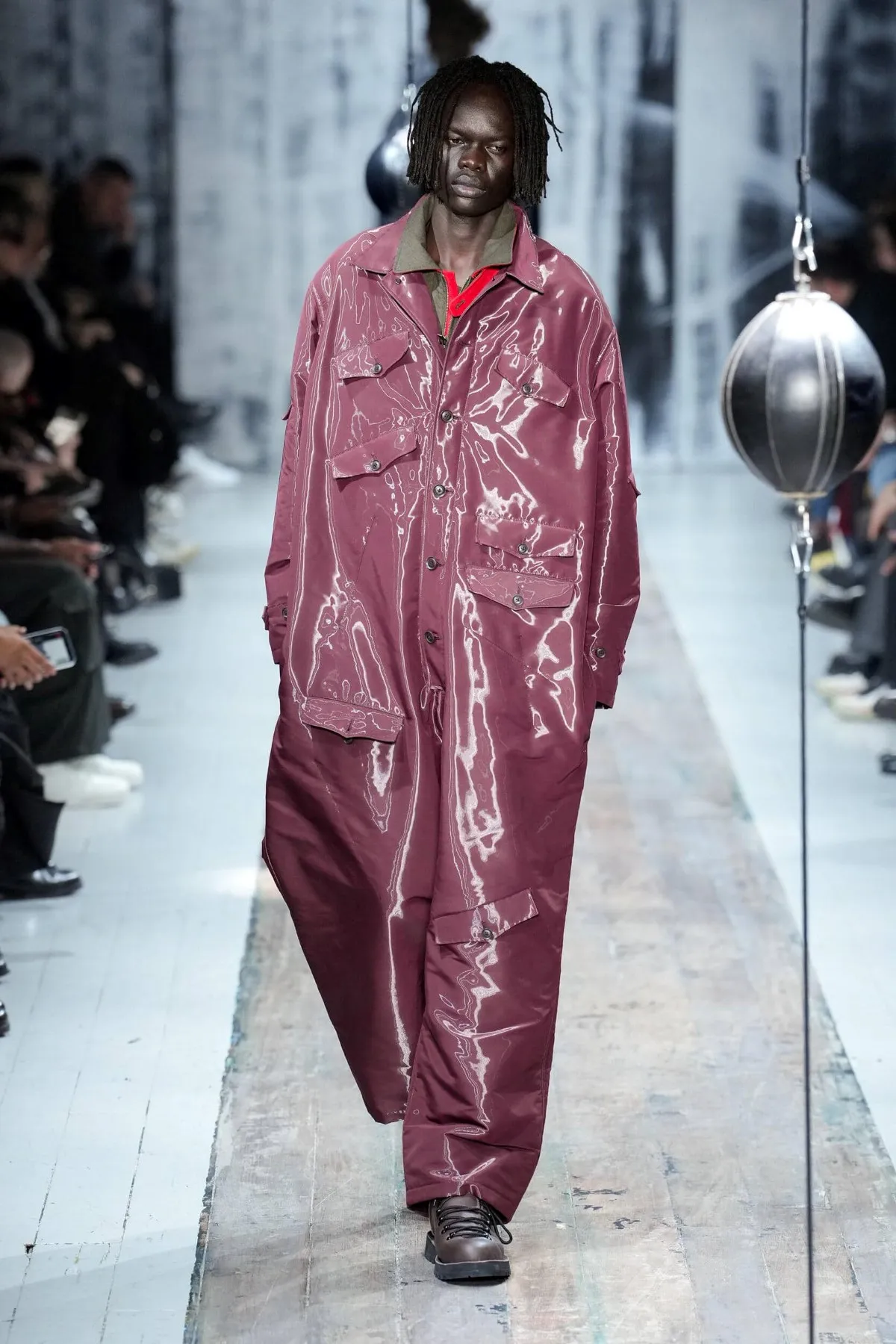 Yohji Yamamoto automne 2026 : le défilé comme une thérapie