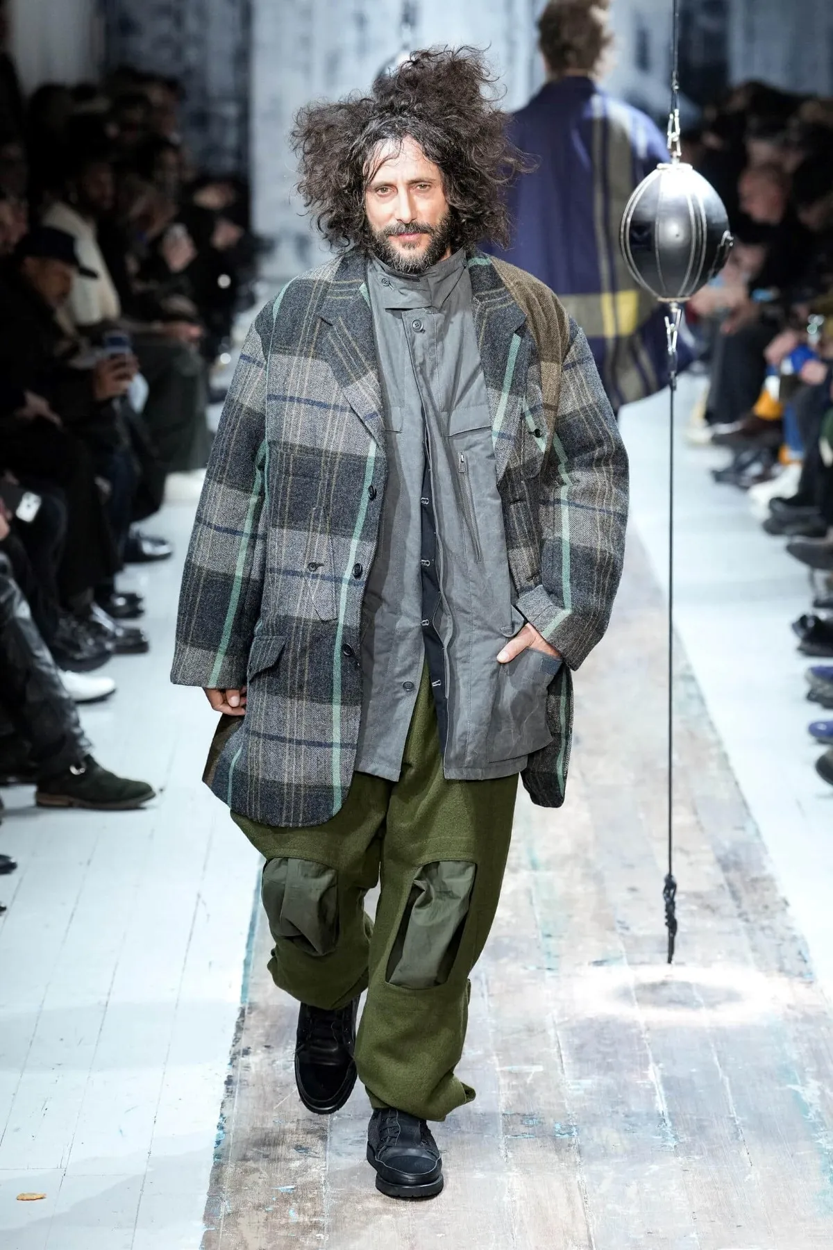 Yohji Yamamoto automne 2026 : le défilé comme une thérapie