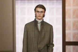 ZEGNA Automne 2026 : Alessandro Sartori transforme le vestiaire masculin en héritage familial