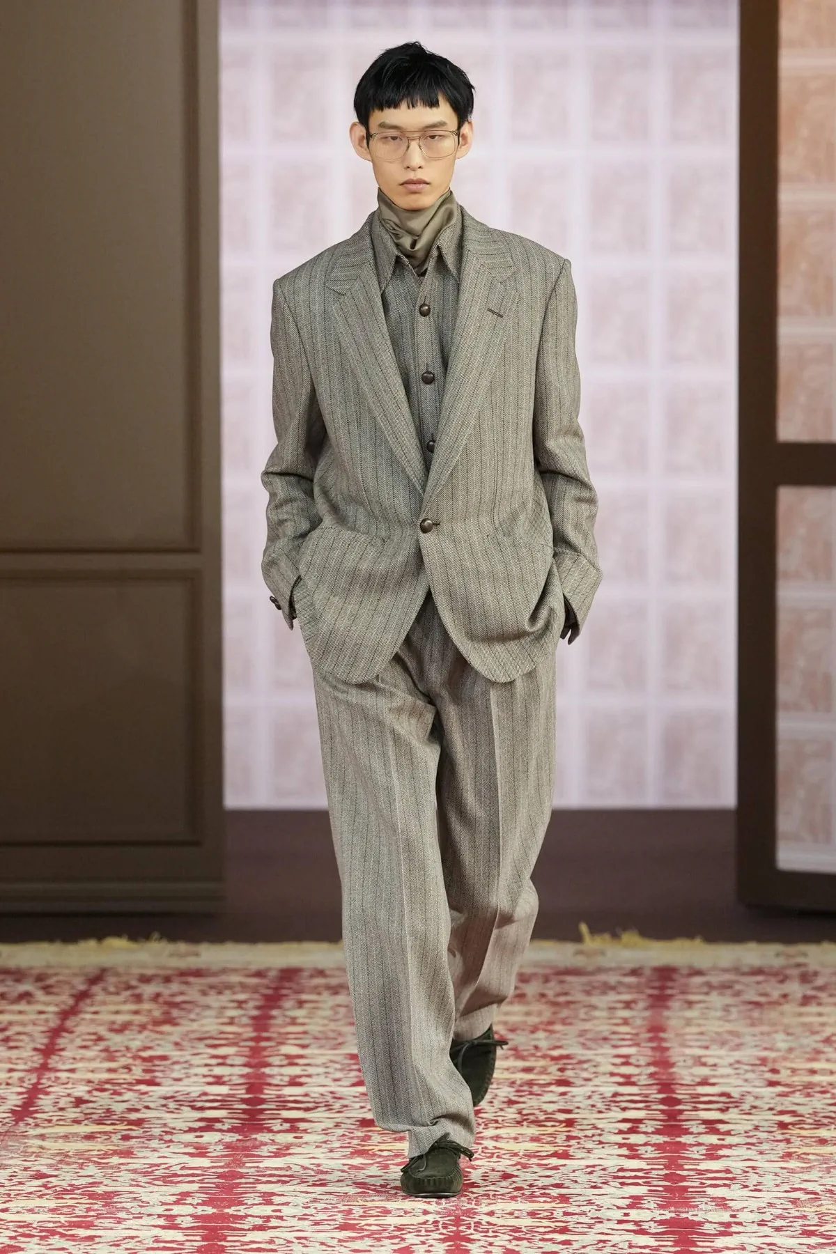 Zegna Fall Winter 2026 Milan Fashion Week 2 ZEGNA Automne 2026 : Alessandro Sartori transforme le vestiaire masculin en héritage familial