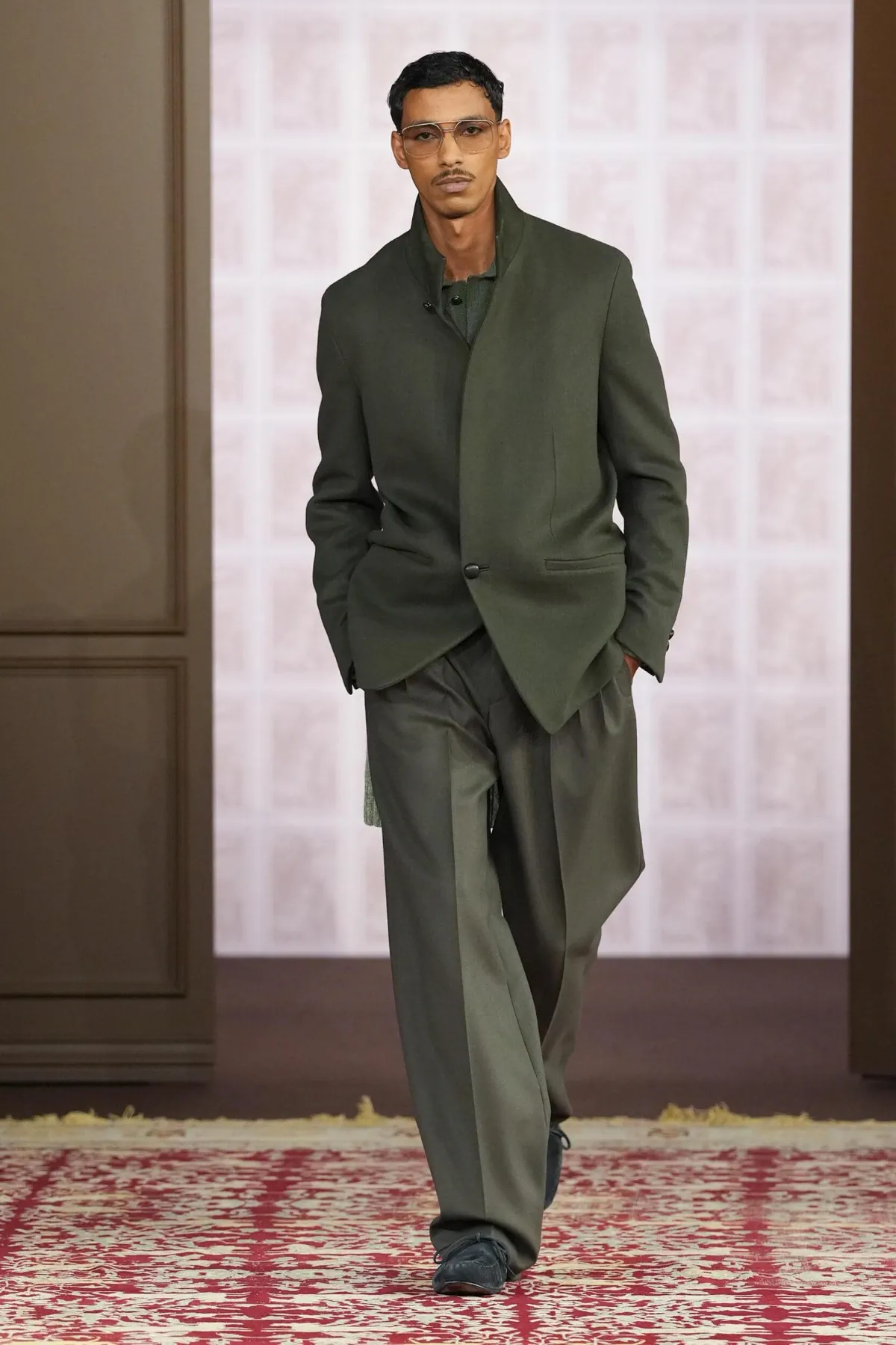 ZEGNA Automne 2026 : Alessandro Sartori transforme le vestiaire masculin en héritage familial
