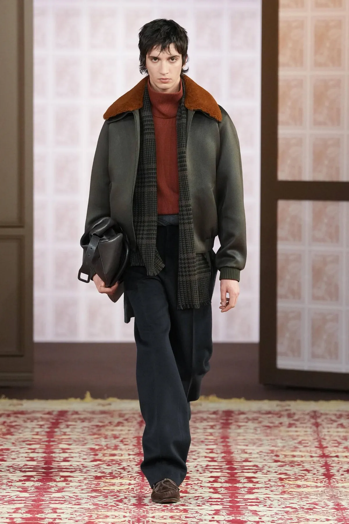 ZEGNA Automne 2026 : Alessandro Sartori transforme le vestiaire masculin en héritage familial