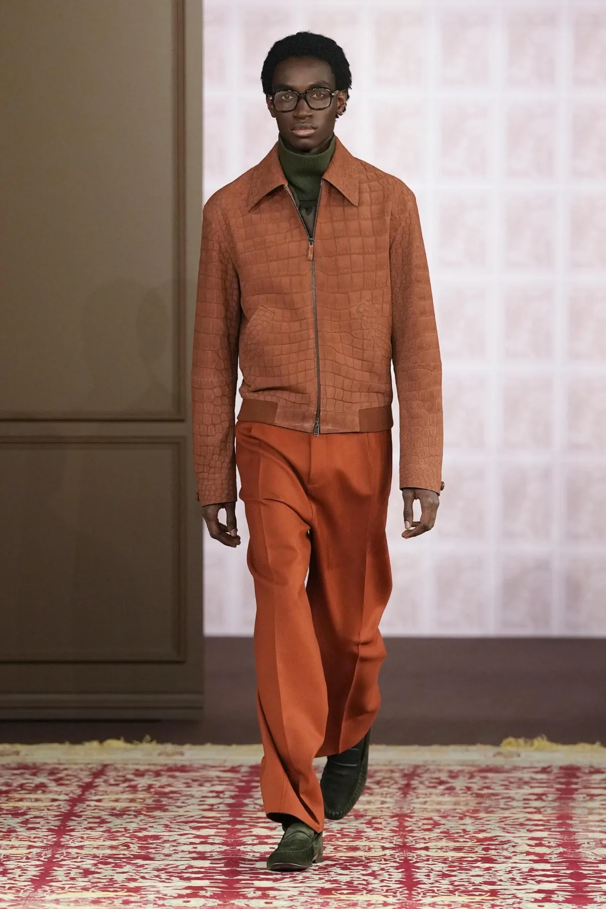 ZEGNA Automne 2026 : Alessandro Sartori transforme le vestiaire masculin en héritage familial