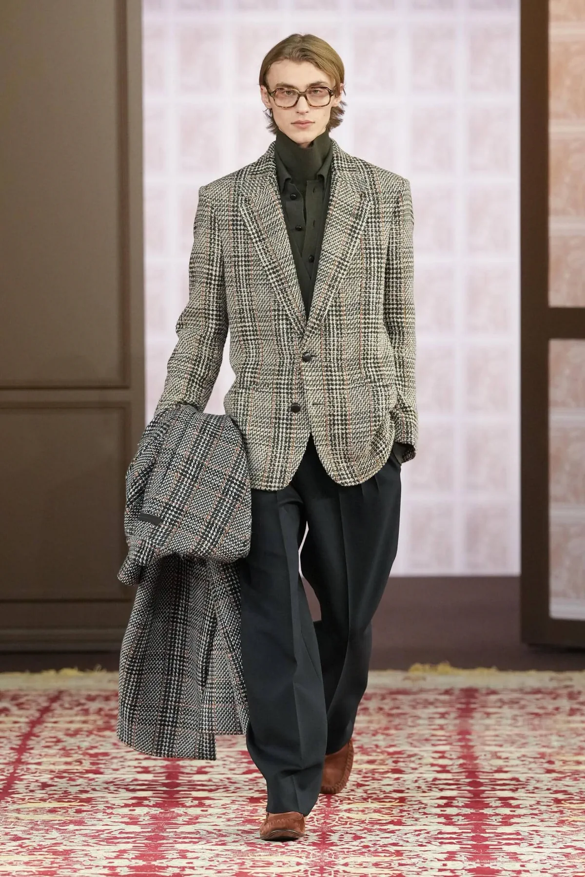 ZEGNA Automne 2026 : Alessandro Sartori transforme le vestiaire masculin en héritage familial