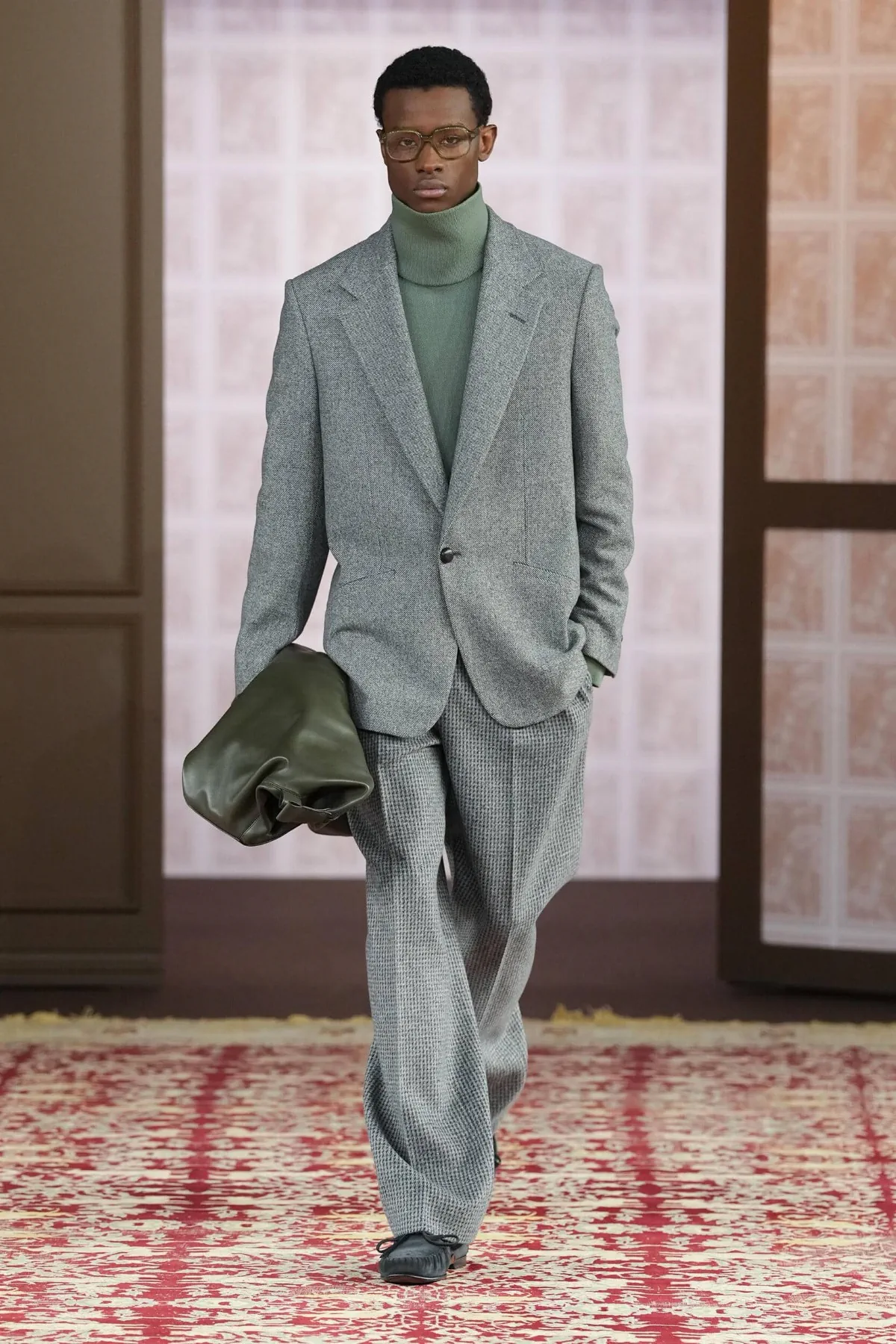 ZEGNA Automne 2026 : Alessandro Sartori transforme le vestiaire masculin en héritage familial