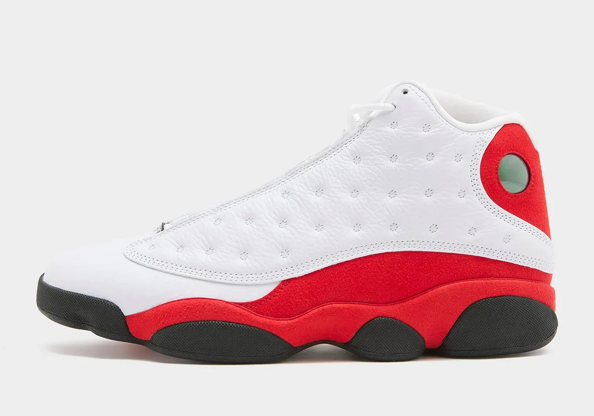 Air Jordan 13 Chicago 2 Neuf ans d’attente pour cette Air Jordan 13 « Chicago » la plus respectée
