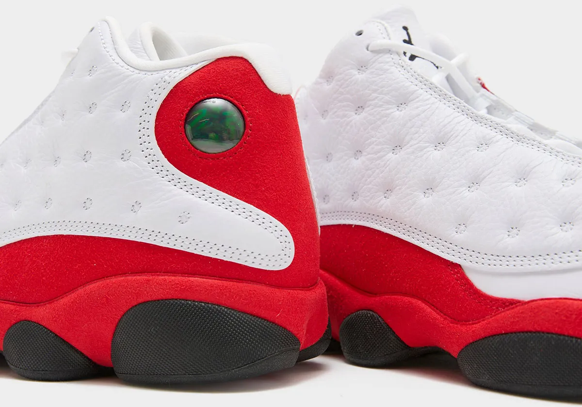 Air Jordan 13 Chicago 4 Neuf ans d’attente pour cette Air Jordan 13 « Chicago » la plus respectée