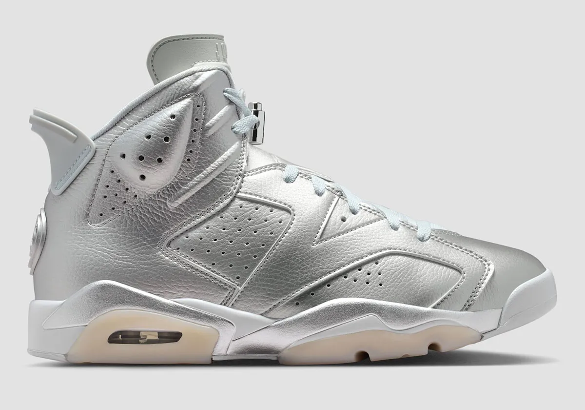 La Air Jordan 6 « PSG » arrive enfin et elle brille de mille feux
