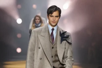 BOSS Automne 2026 : le retour du tailoring structuré inspiré des années 80-90