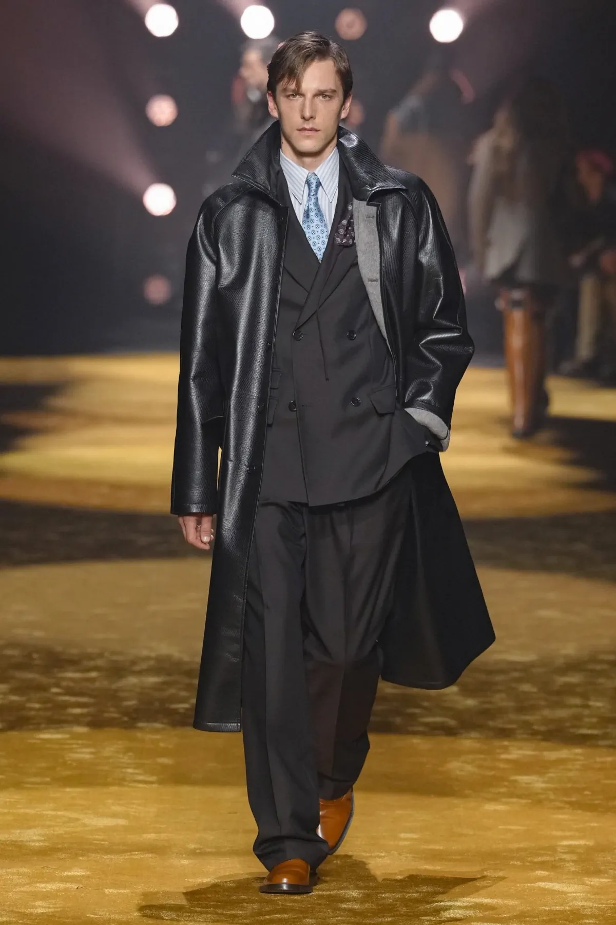 BOSS Automne 2026 : le retour du tailoring structuré inspiré des années 80-90