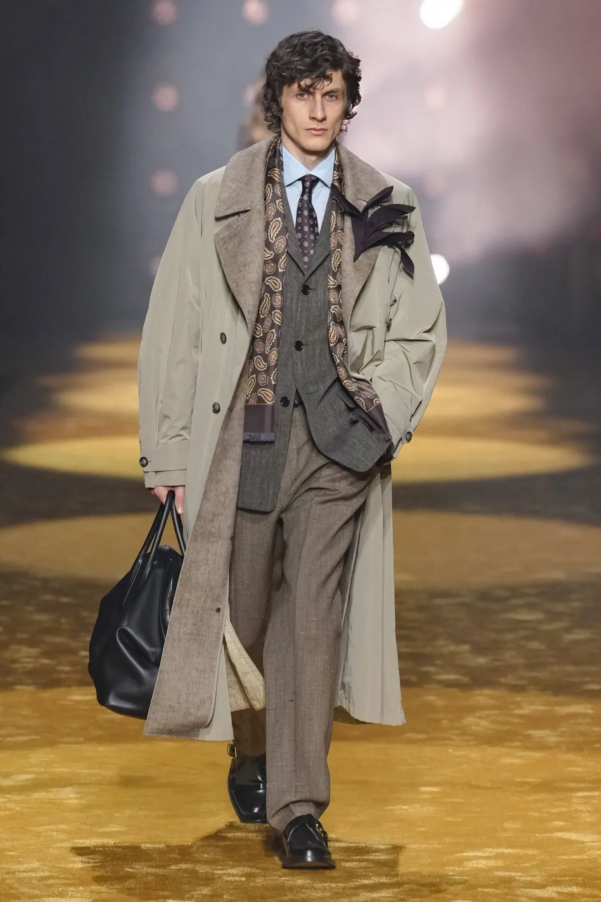 BOSS Automne 2026 : le retour du tailoring structuré inspiré des années 80-90