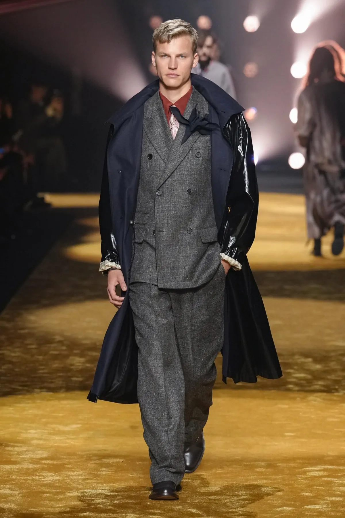 BOSS Automne 2026 : le retour du tailoring structuré inspiré des années 80-90