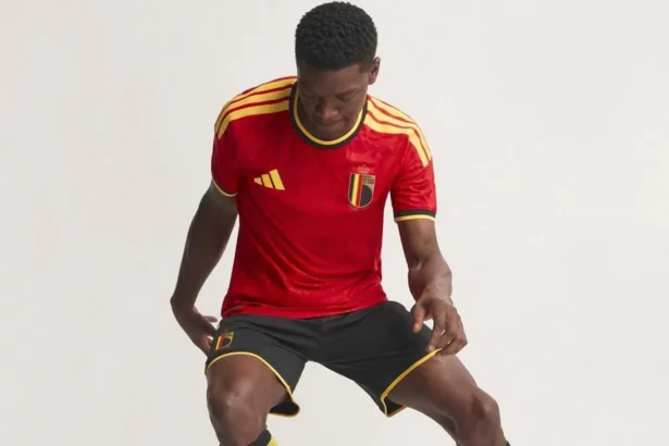 Maillot domicile de la Belgique 2026 : adidas enflamme les Diables Rouges pour la Coupe du monde