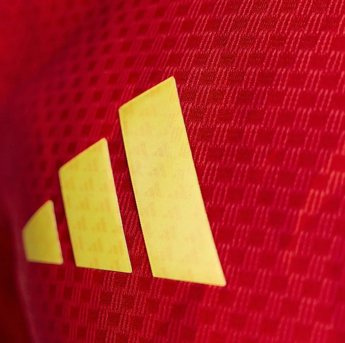 Maillot domicile de la Belgique 2026 : adidas enflamme les Diables Rouges pour la Coupe du monde