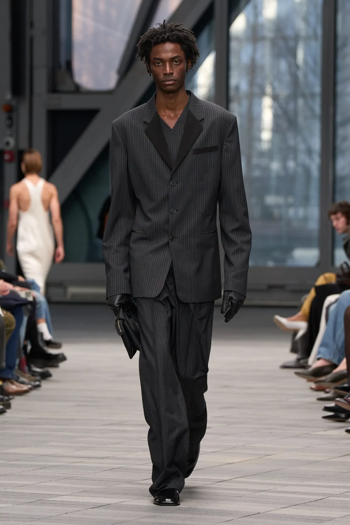 Calvin Klein Collection Fall Winter 2026 New York Fashion Week 11 Veronica Leoni ressuscite le mythe Calvin Klein des années 70