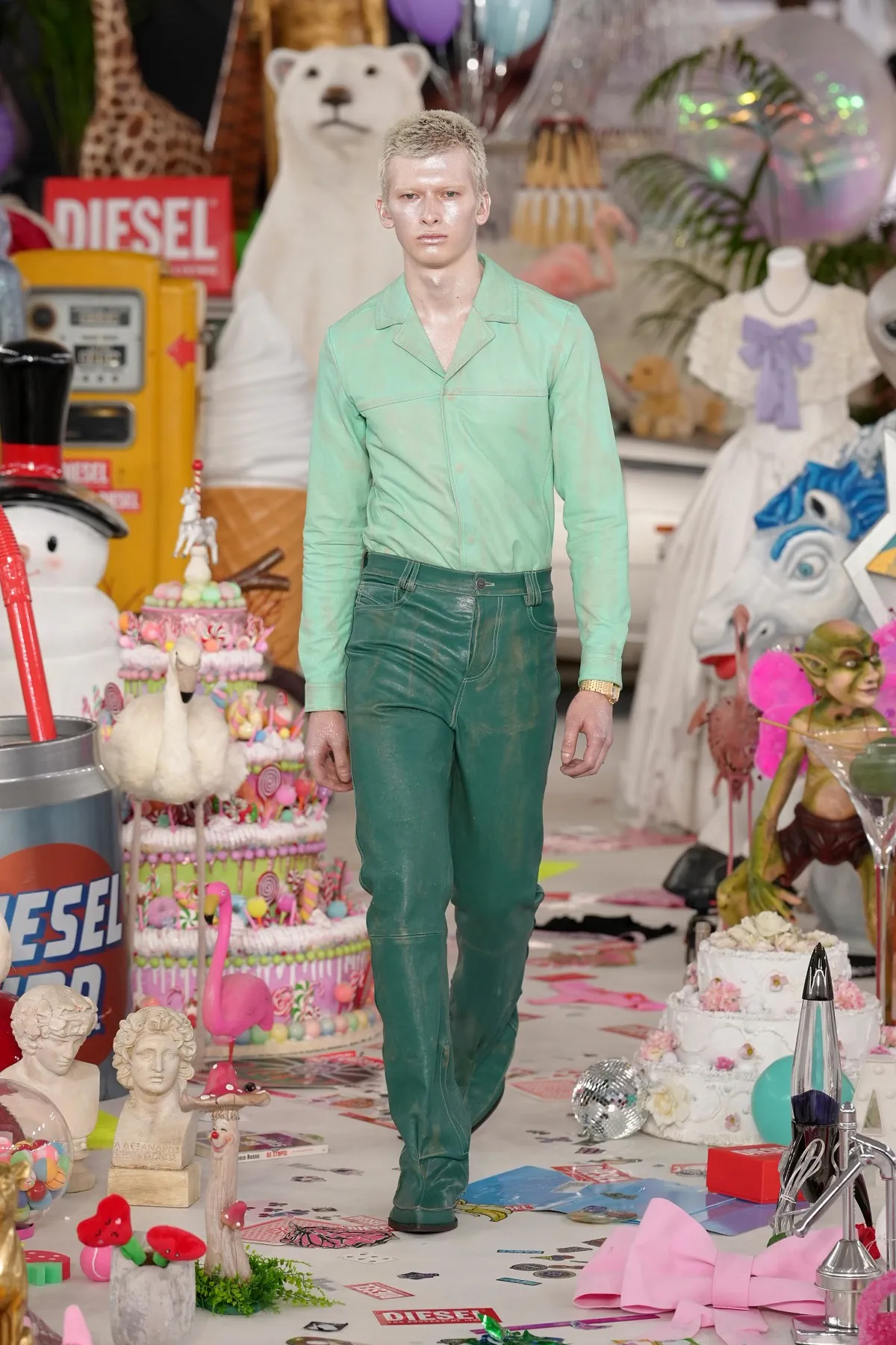 Diesel automne 2026 : Glenn Martens pousse le denim dans ses retranchements