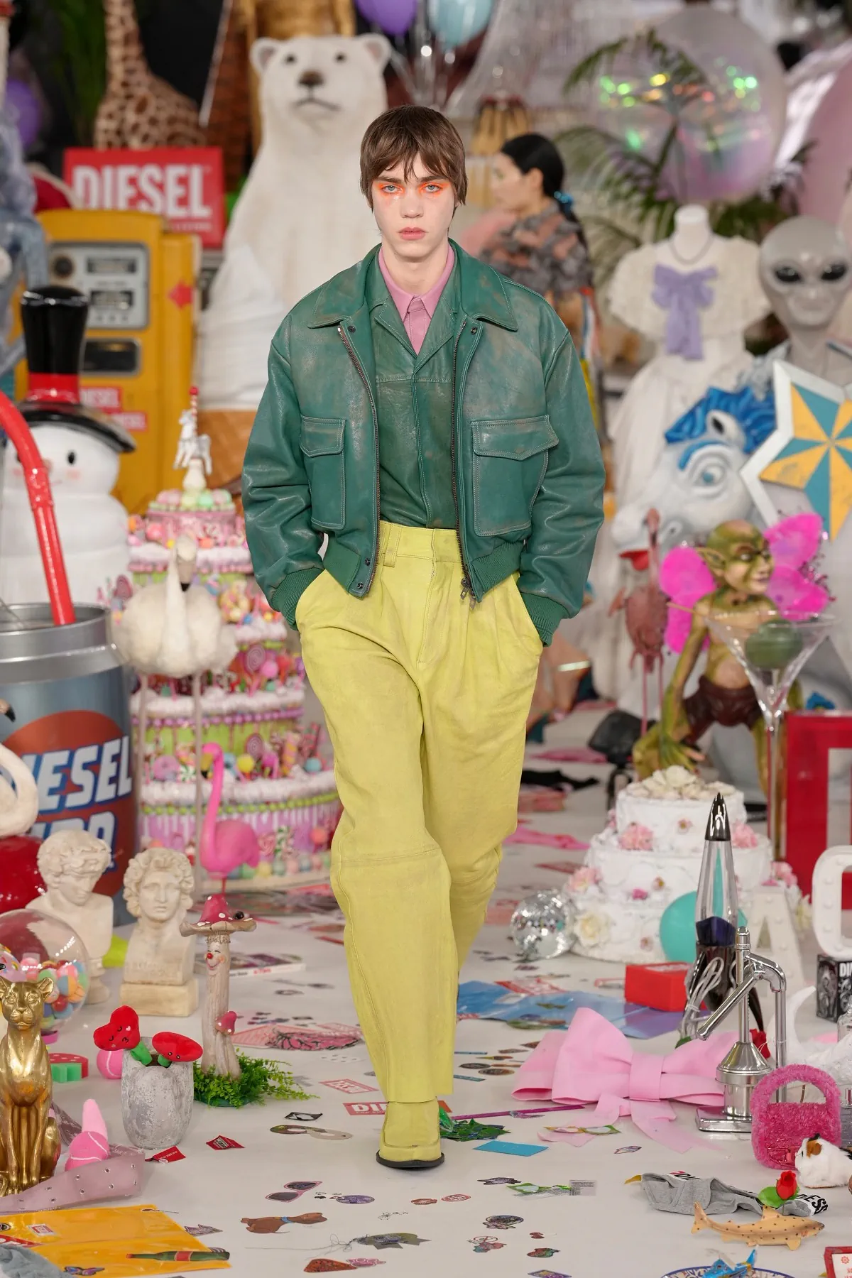 Diesel automne 2026 : Glenn Martens pousse le denim dans ses retranchements
