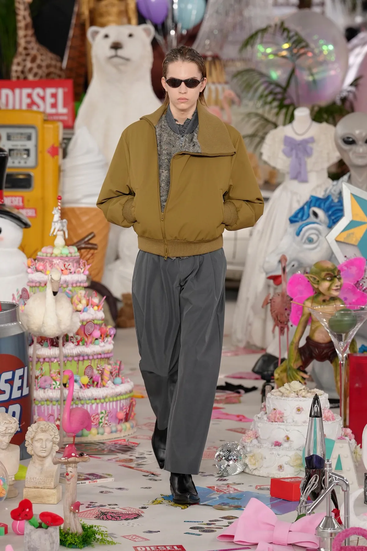 Diesel automne 2026 : Glenn Martens pousse le denim dans ses retranchements