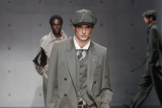 Emporio Armani automne 2026 : première collection de Silvana Armani et Leo Dell'Orco à Milan