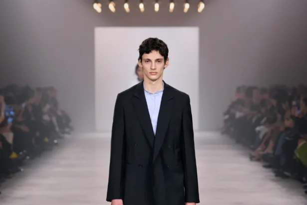 FENDI Automne 2026 : Maria Grazia Chiuri libère enfin le masculin des démonstrations de force
