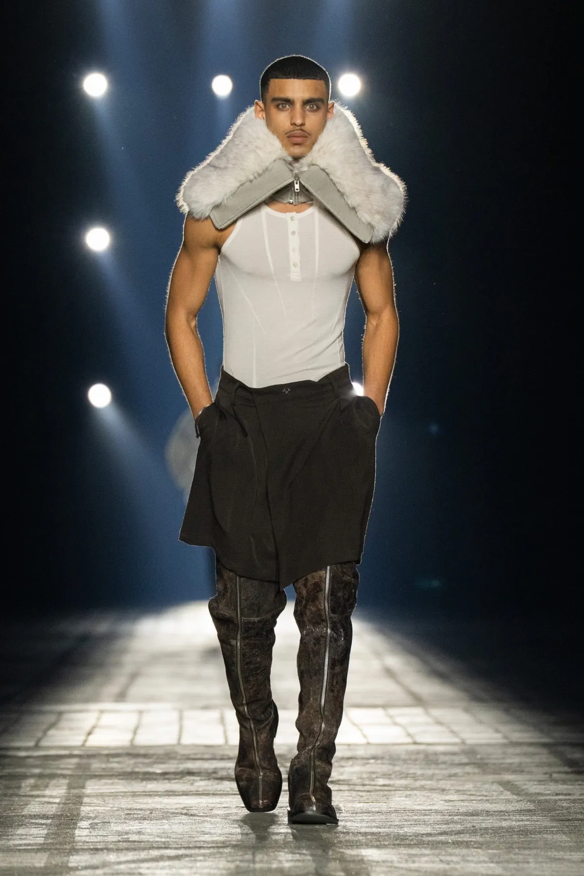 GmbH automne 2026 « Doppelgänger », une collection politique née de la Friedensangst