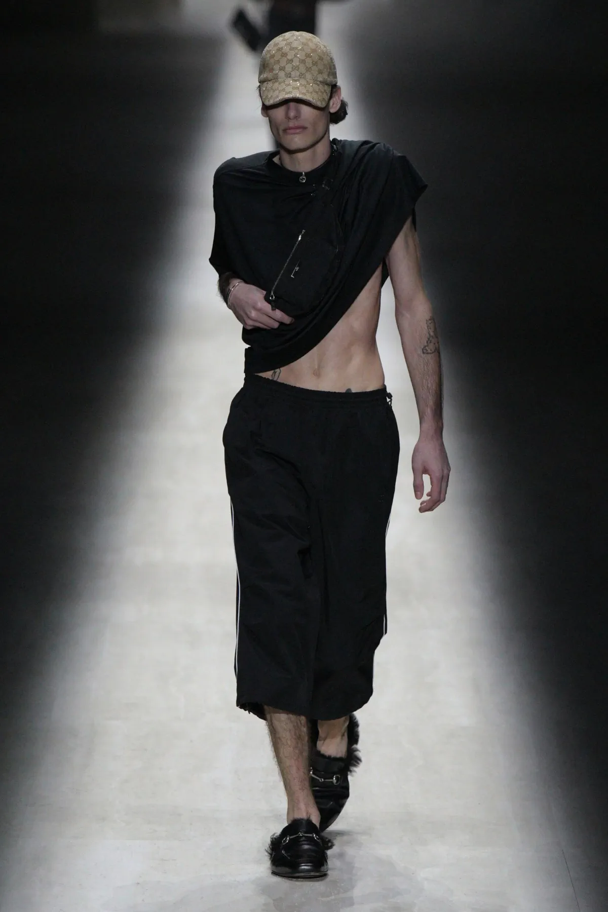 GUCCI automne 2026 : Demna signe son premier défilé placé sous le signe du désir