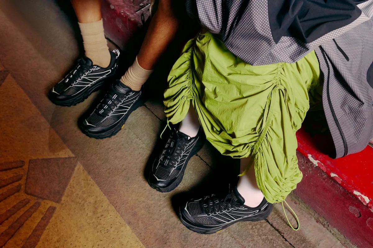 HOKA Stealth Tech Collection 3 HOKA passe en mode furtif avec sa collection Stealth Tech