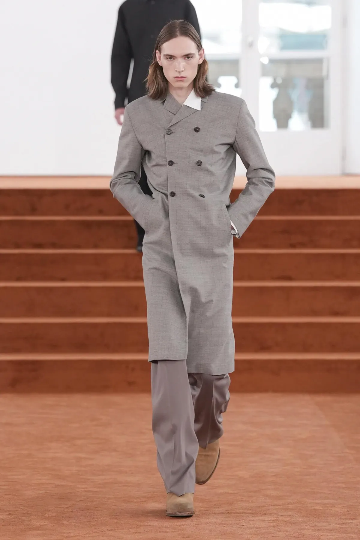 Jil Sander automne 2026 : Simone Bellotti réinvente le minimalisme par l’imperfection