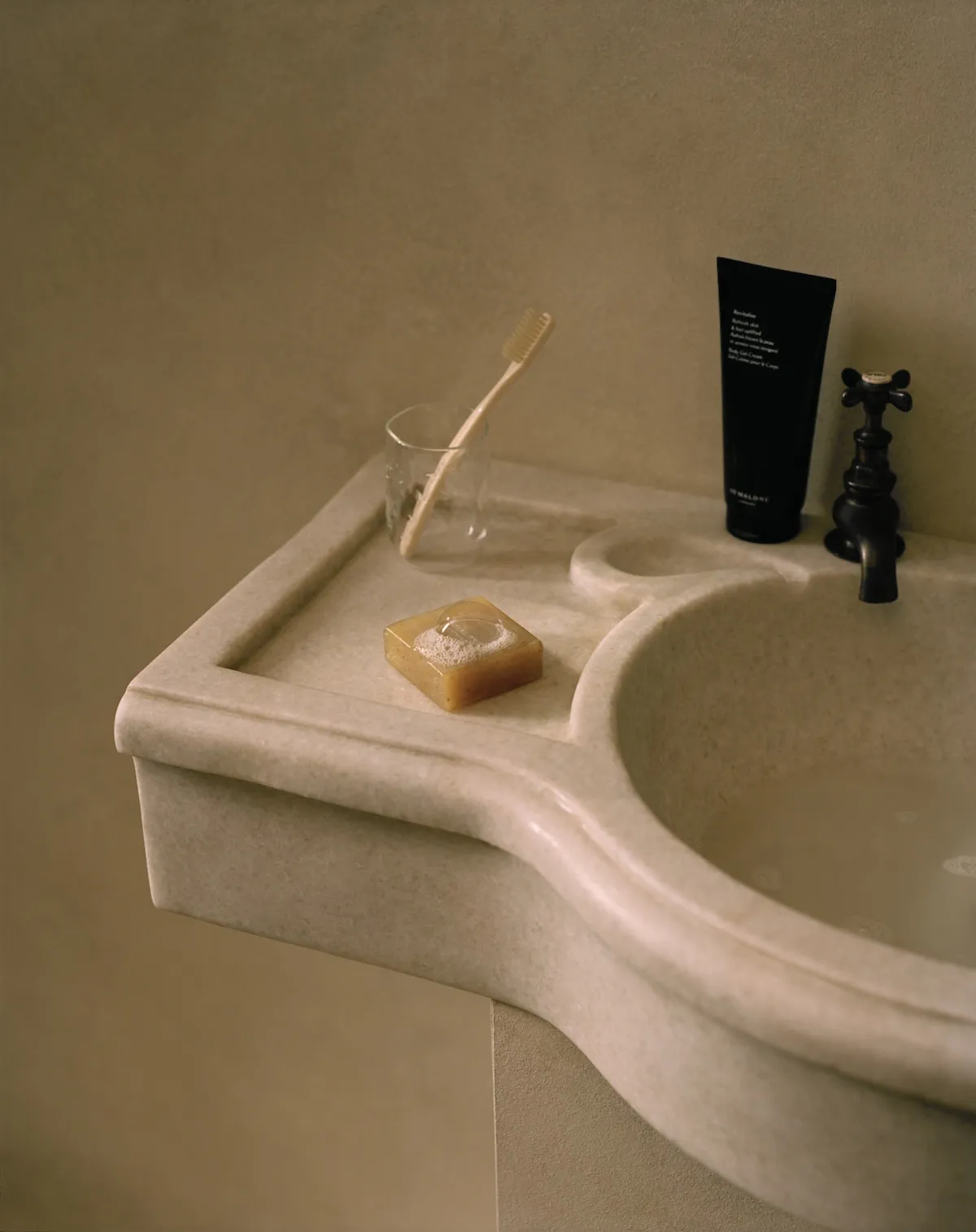 Jo Malone London réinvente le rituel du bain à la romaine