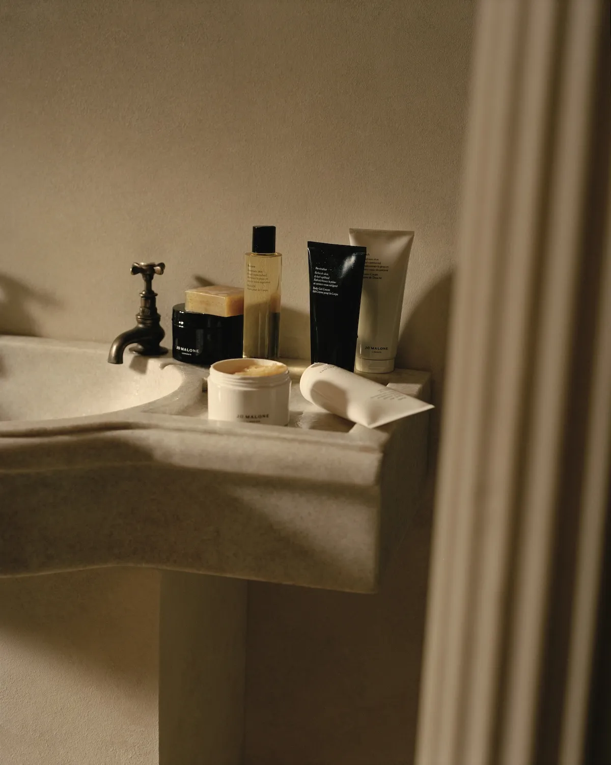 Jo Malone London réinvente le rituel du bain à la romaine