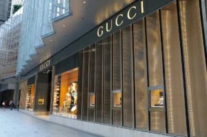 Kering, 2025 l’année noire : comment GUCCI a fait basculer le géant du luxe