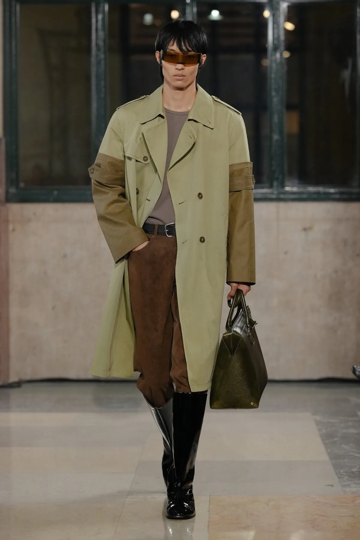 MM6 Maison Margiela Automne 2026 ou comment transformer le quotidien masculin en style