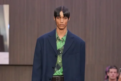 Marni automne 2026 : la vision sobre et 90s de Meryll Rogge