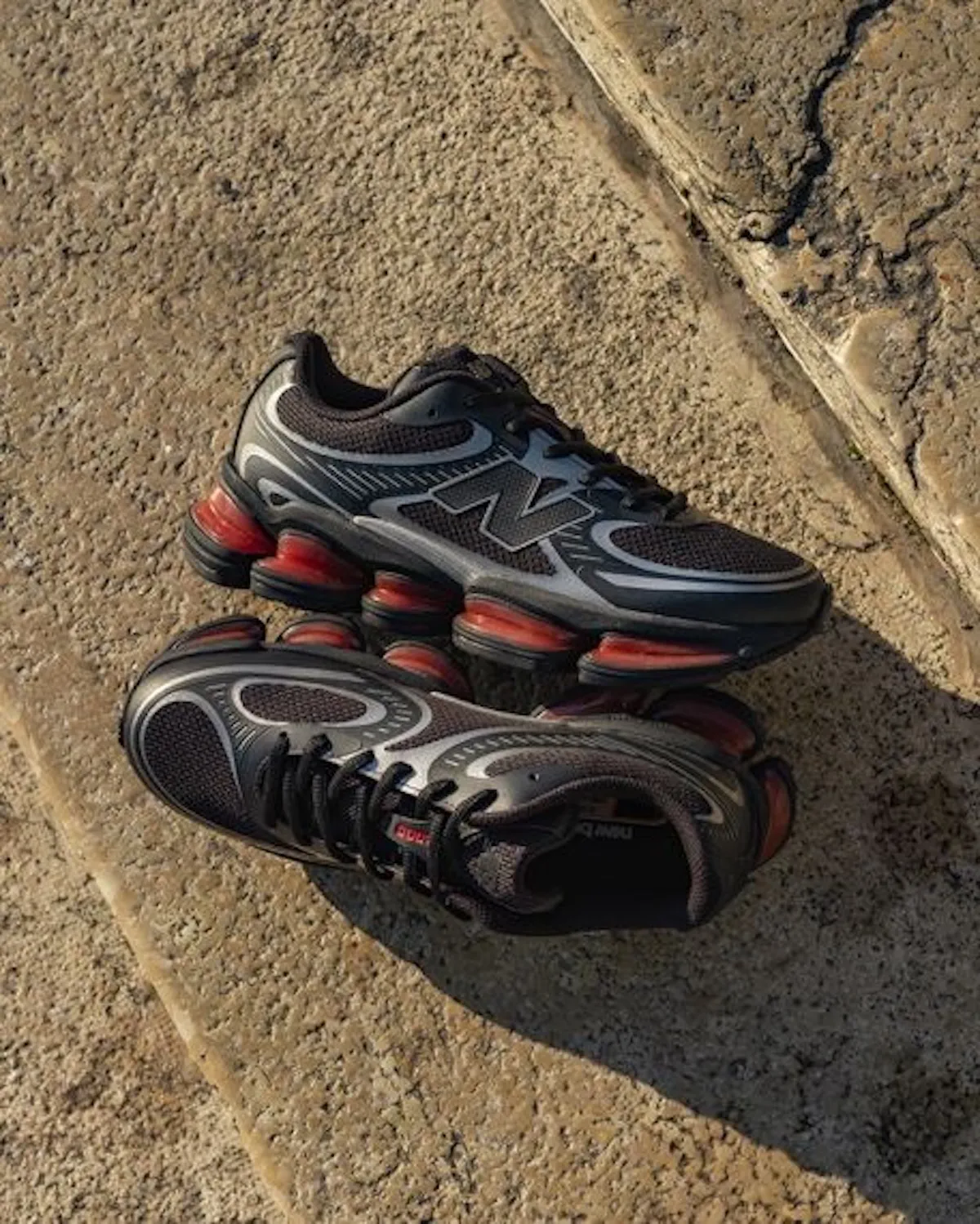 JD Sports frappe fort avec une exclusive New Balance ABZORB 2000 portée par Jérémie Frimpong