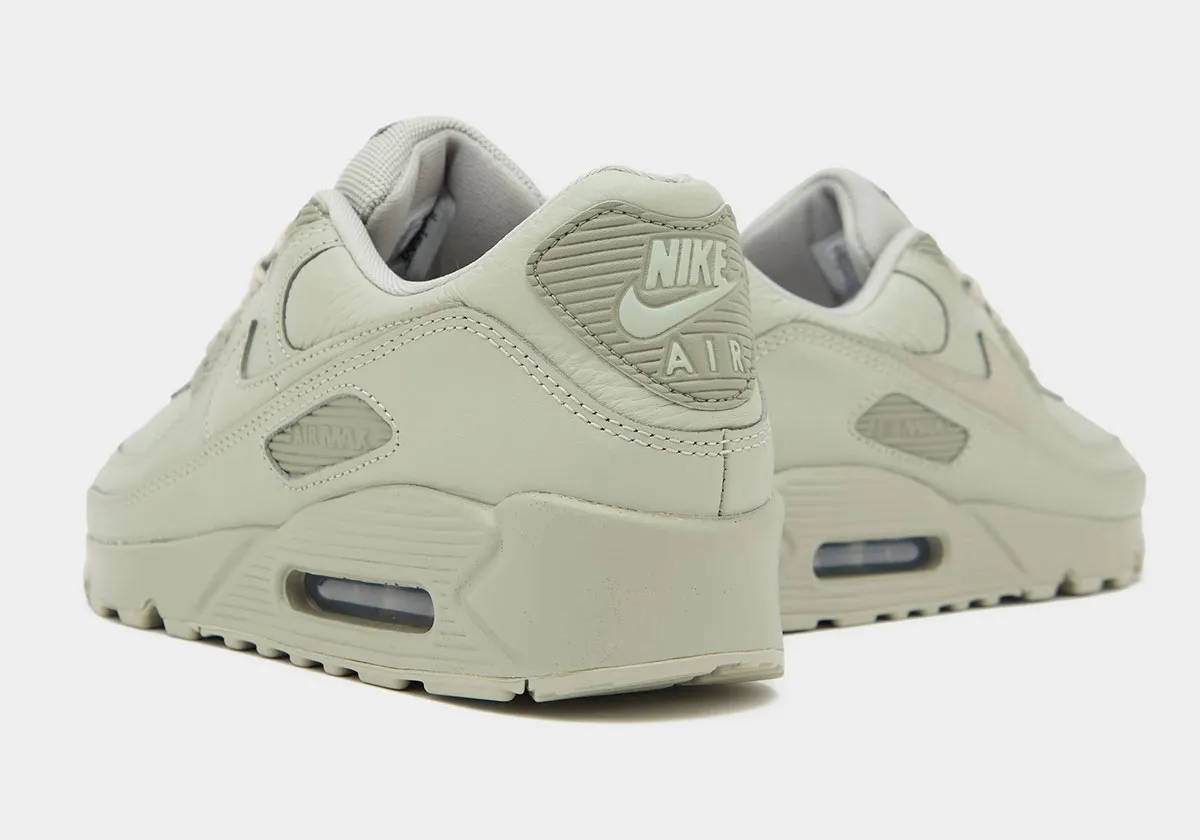 La Air Max 90 « Light Spruce » prouve que la sobriété est toujours tendance