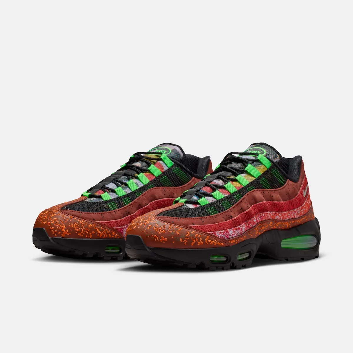 Nike Air Max 95 City Pack Hong Kong Quatre villes, une légende : la Air Max 95 « City Pack » fête 30 ans de street culture