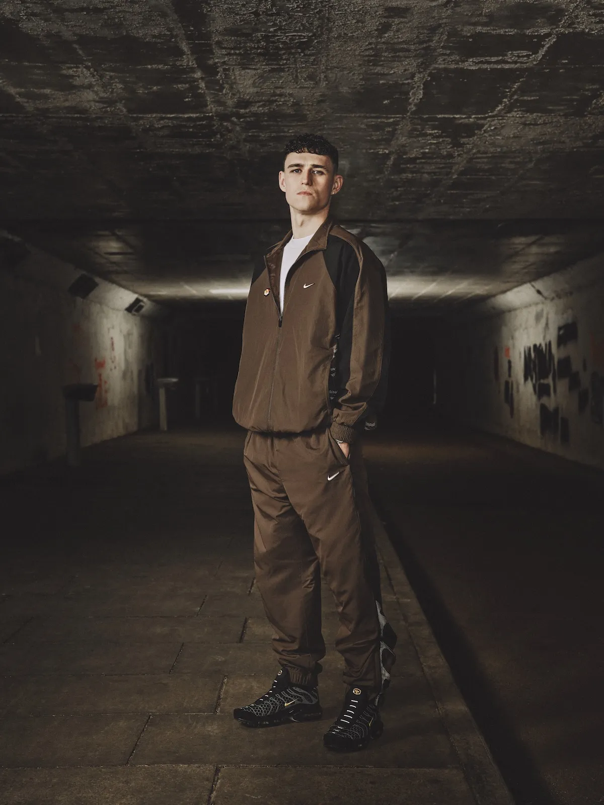 Foot Locker dévoile la Nike Air Max TN Manchester, symbole d’une ville