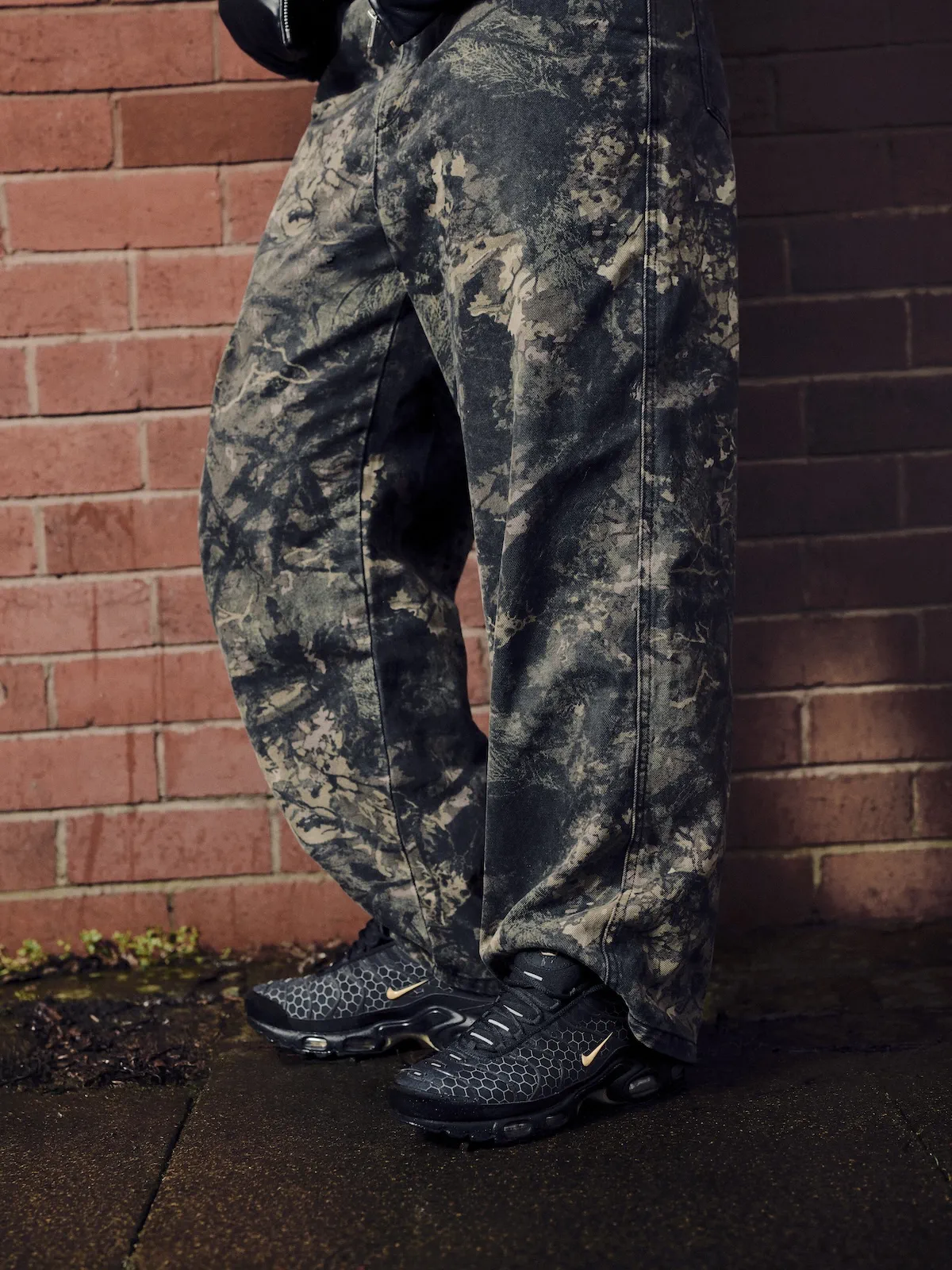 Foot Locker dévoile la Nike Air Max TN Manchester, symbole d’une ville