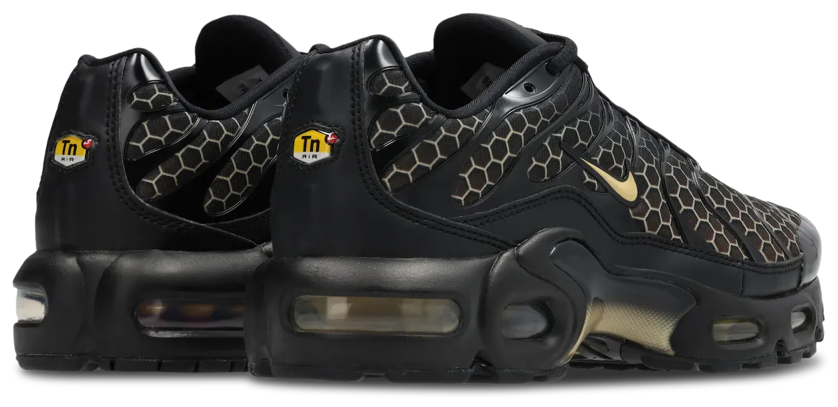 Foot Locker dévoile la Nike Air Max TN Manchester, symbole d’une ville