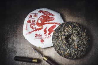 Nouvel An lunaire 2026 : Palais des Thés signe une galette de thé noir d’exception