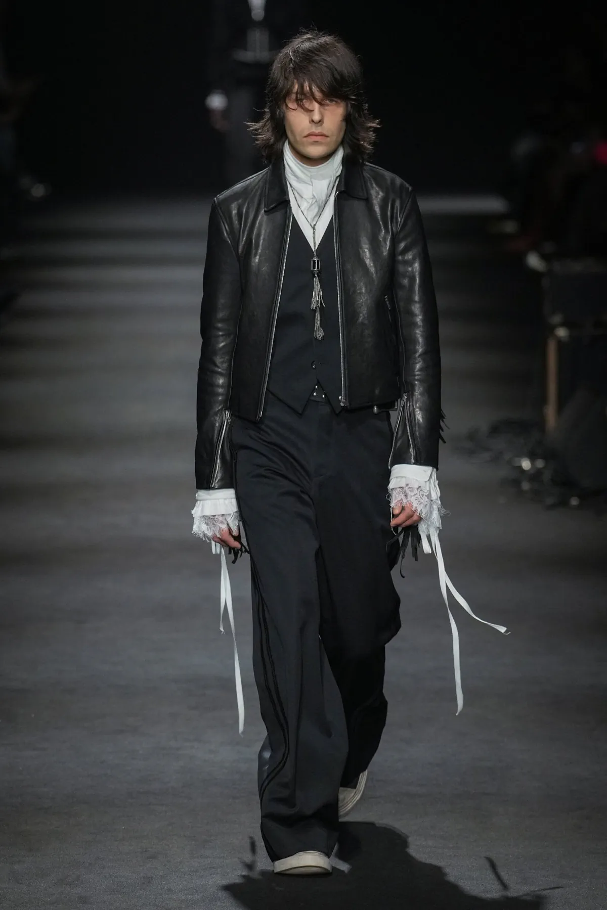 Ann Demeulemeester automne 2026 : la génération imparfaite selon Stefano Gallici