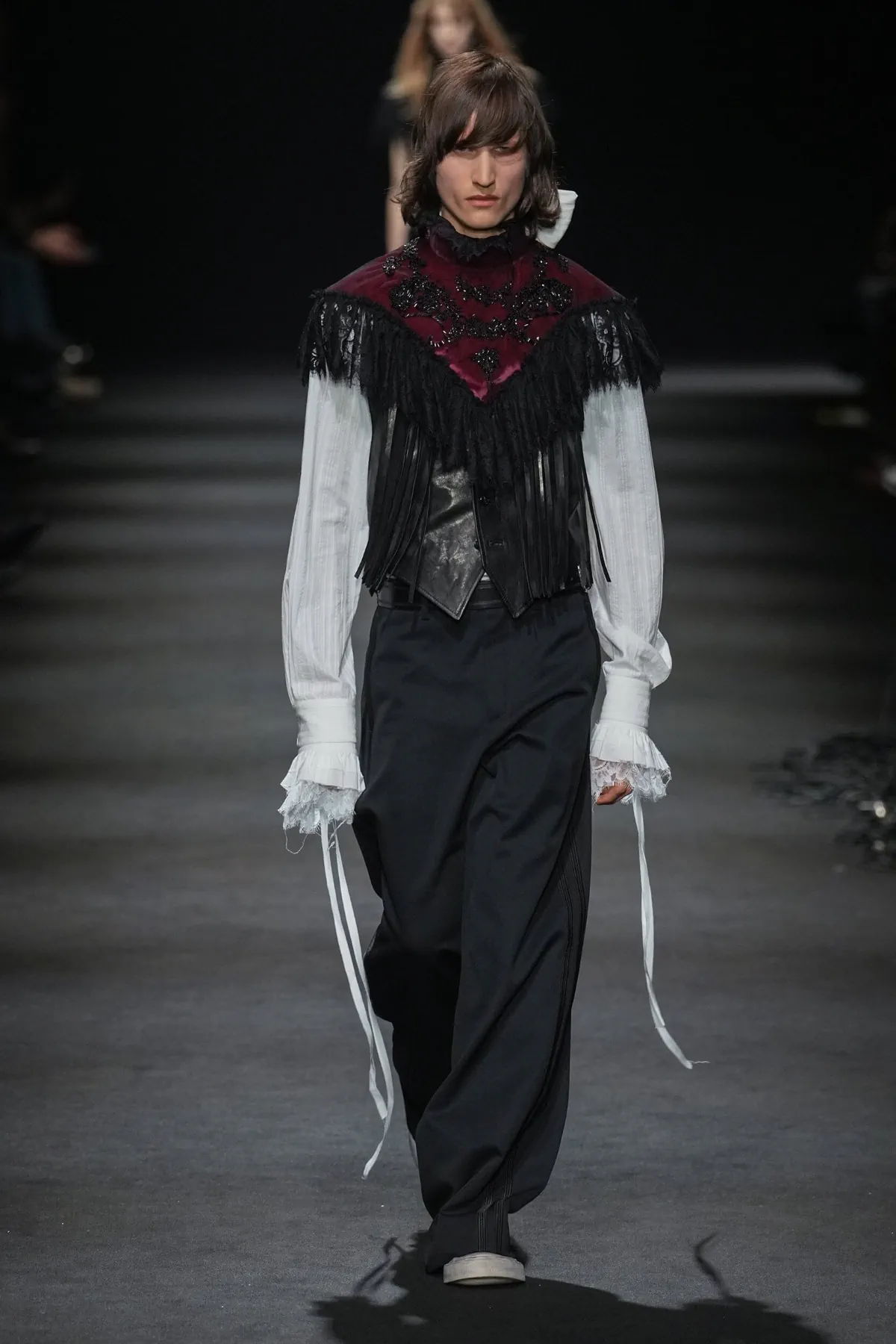Ann Demeulemeester automne 2026 : la génération imparfaite selon Stefano Gallici