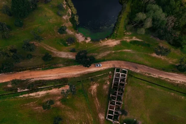 Étape 2 du rallye du Portugal 2026 : Schareina et Loeb remportent une étape décisive à Badajoz