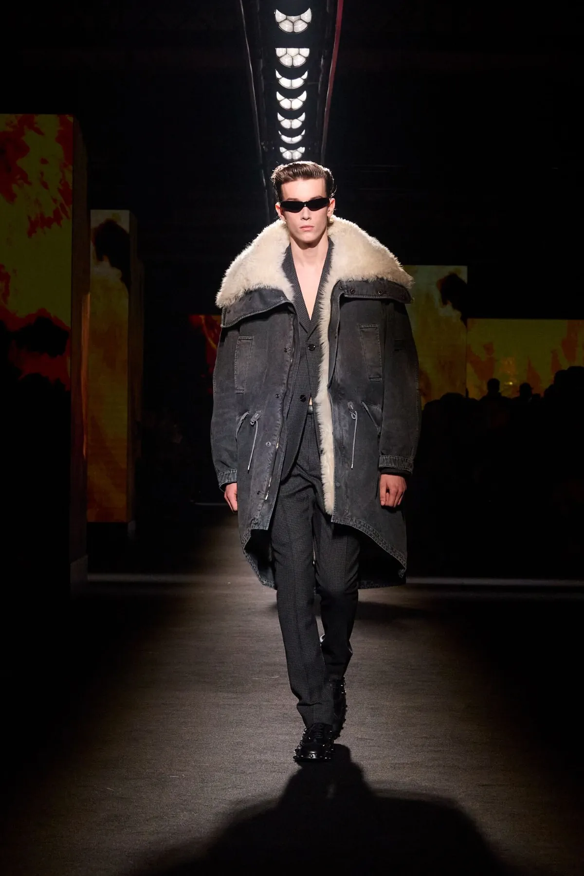 Balenciaga automne 2026 : Pierpaolo Piccioli place l’homme au centre de sa collection