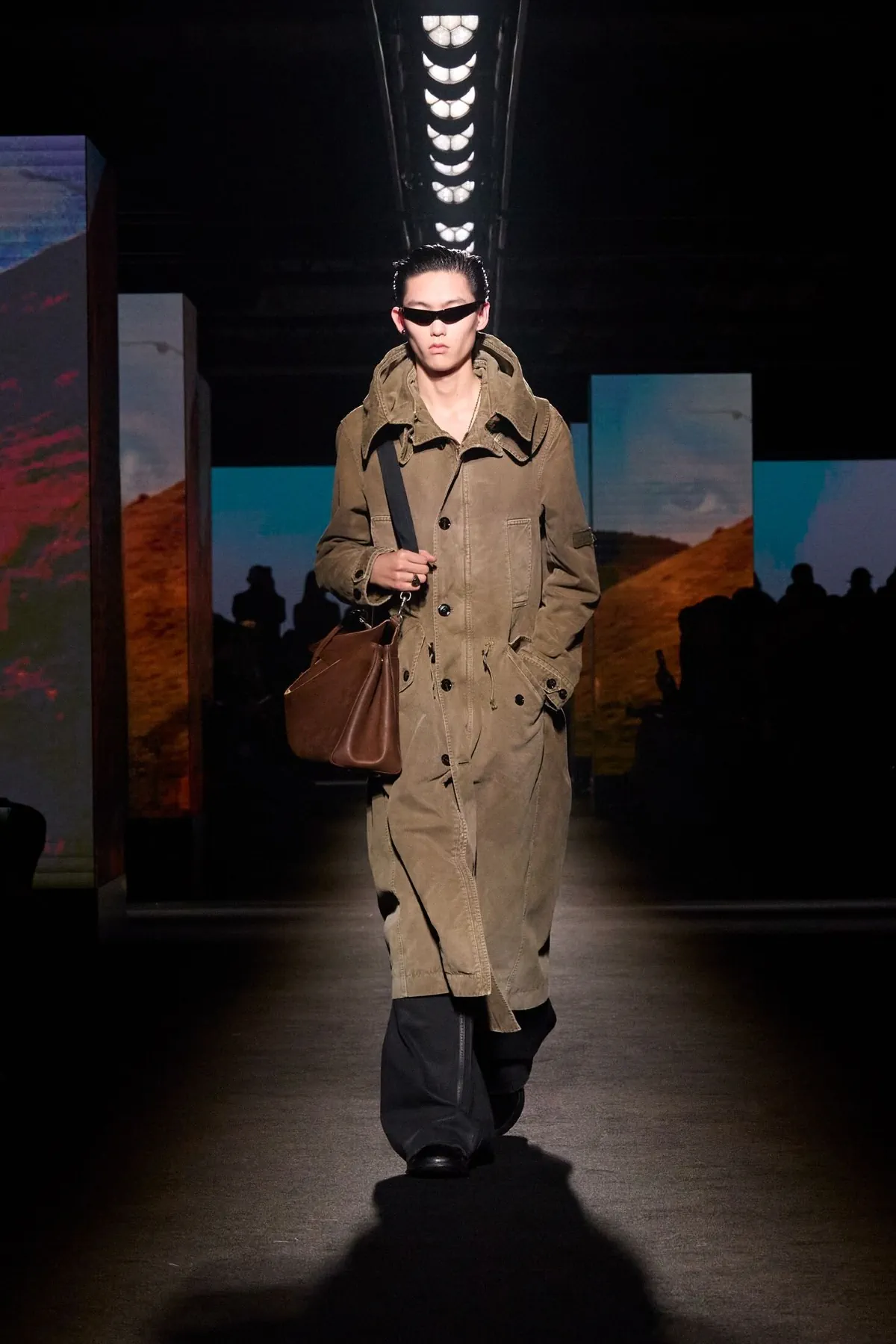 Balenciaga automne 2026 : Pierpaolo Piccioli place l’homme au centre de sa collection