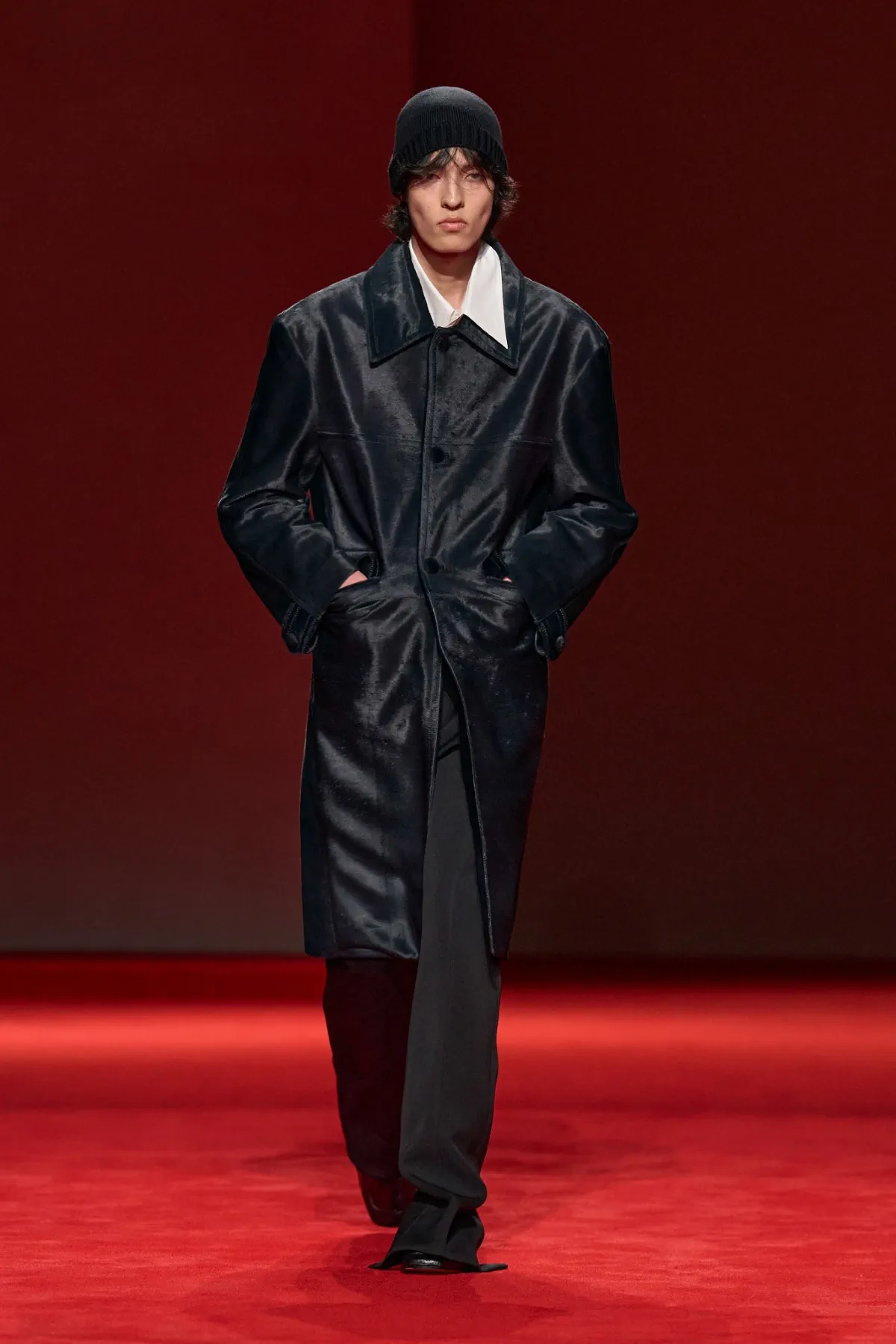 Bottega Veneta homme automne 2026 : le retour d’un tailoring ample et souverain
