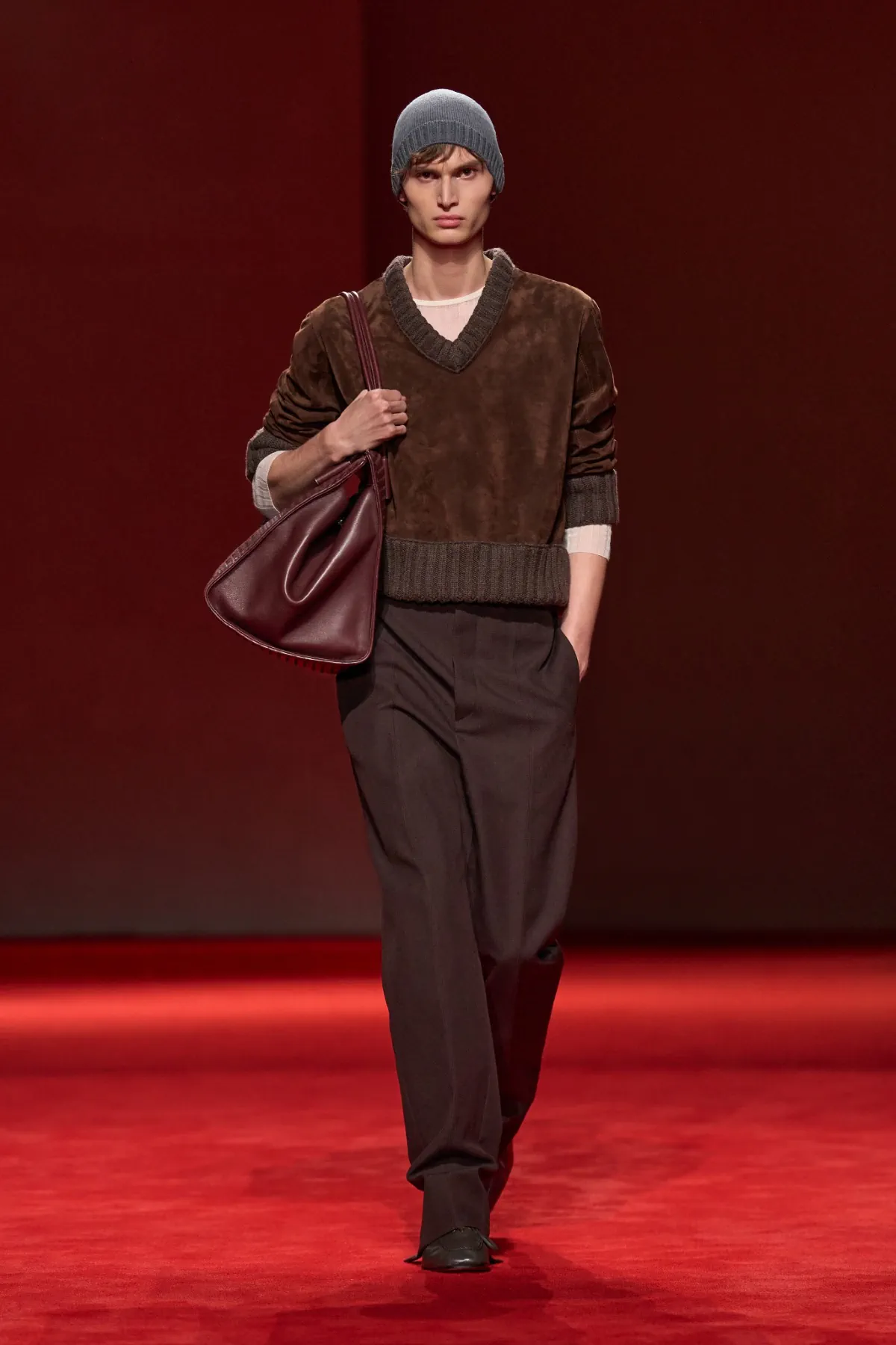 Bottega Veneta homme automne 2026 : le retour d’un tailoring ample et souverain