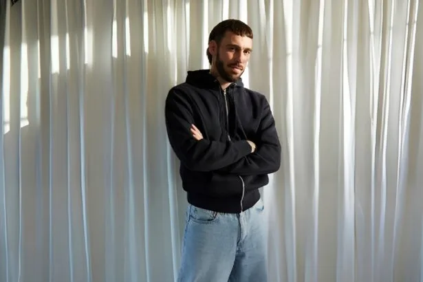 Camper nomme Abraham Ortuño, fondateur d'Abra, à la direction artistique