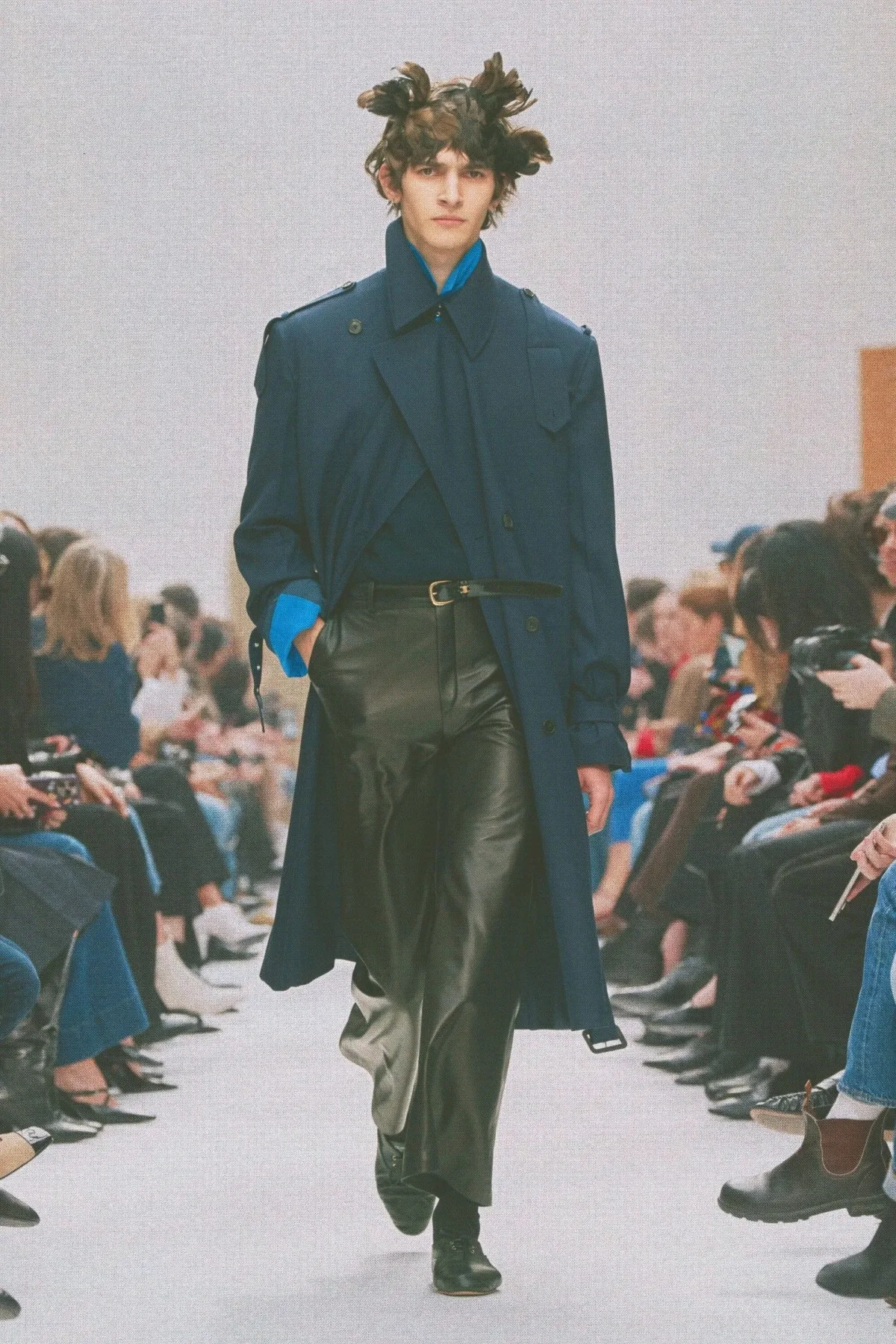 CELINE automne 2026 : Michael Rider relance la silhouette masculine ajustée